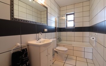 Property slide 22