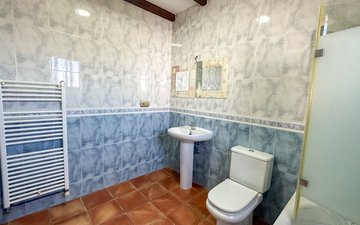 Property slide 25