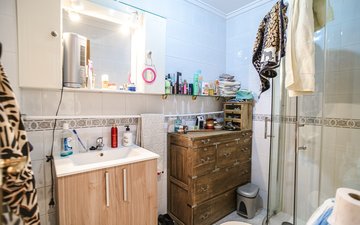 Property slide 18