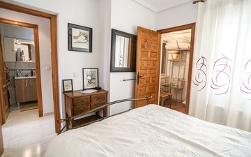 Property slide 20