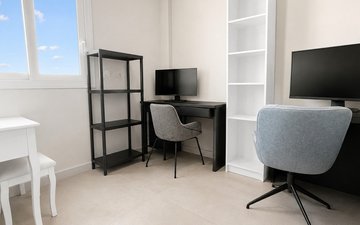 Property slide 17