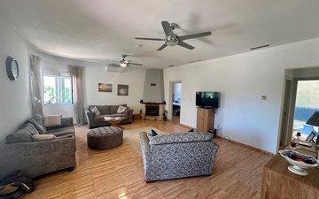 Property slide 18