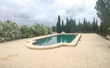 Property slide 20