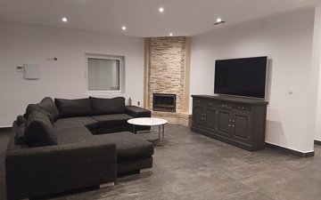 Property slide 14