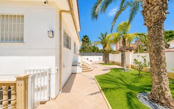 Property slide 22