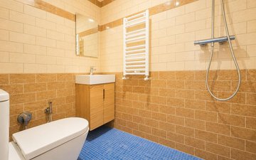 Property slide 32