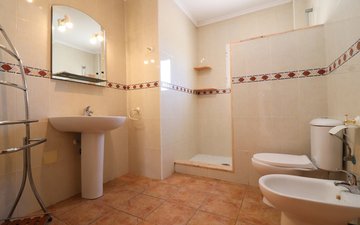 Property slide 20