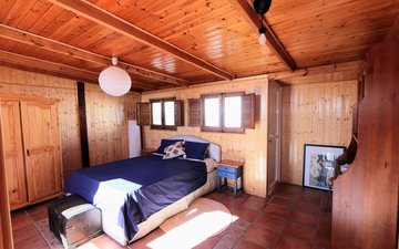 Property slide 16
