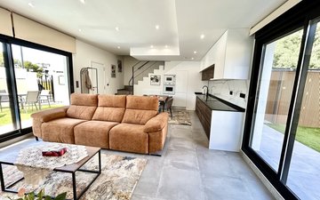 Property slide 7