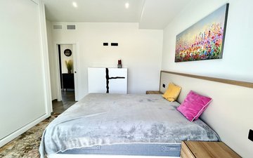 Property slide 22