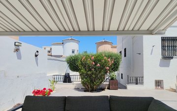 Property slide 44