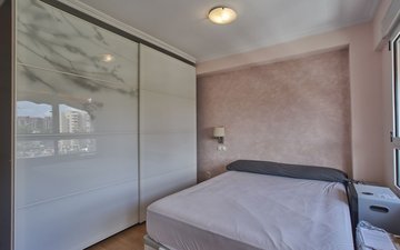 Property slide 17