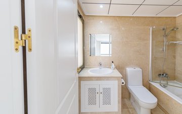 Property slide 18