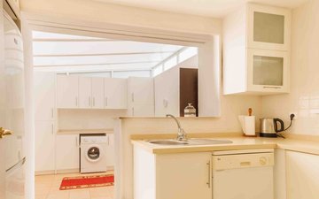 Property slide 25