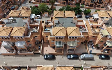 Property slide 20