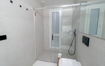 Property slide 33