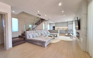 Property slide 16