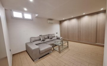 Property slide 39