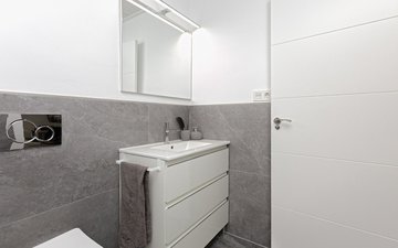 Property slide 35
