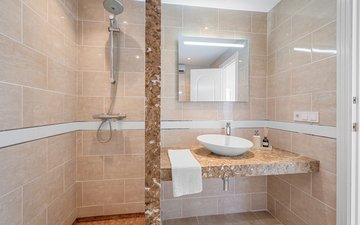 Property slide 22