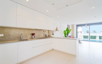 Property slide 15