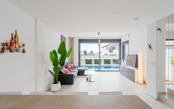 Property slide 17