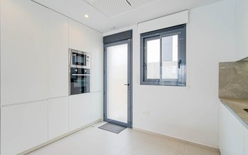 Property slide 24