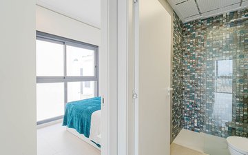 Property slide 39