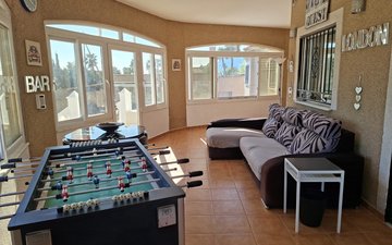 Property slide 32