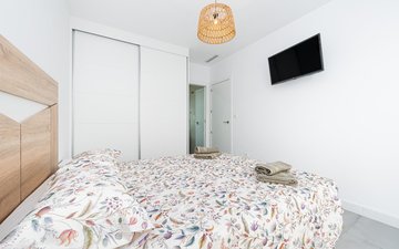 Property slide 25