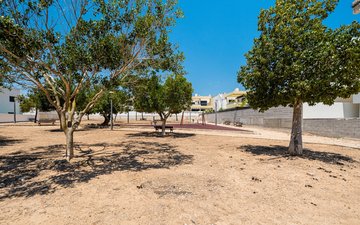 Property slide 48