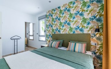 Property slide 25