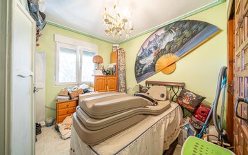 Property slide 48