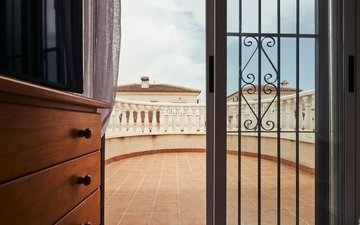 Property slide 17