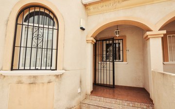 Property slide 25