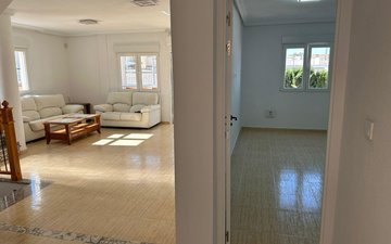 Property slide 10