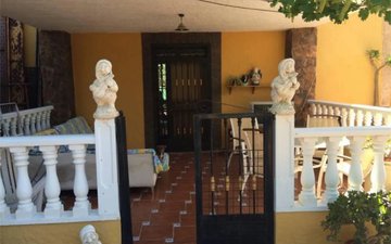 Property slide 21