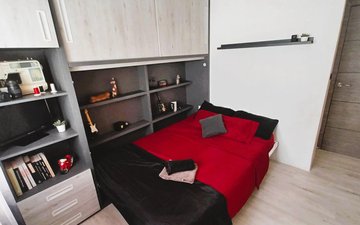 Property slide 17