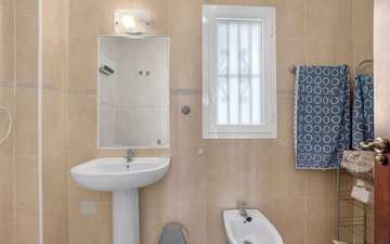 Property slide 17