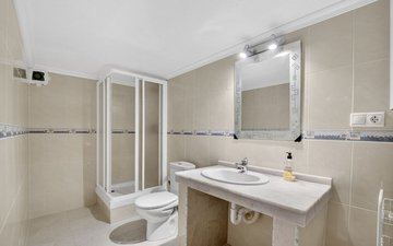 Property slide 31