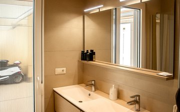 Property slide 18