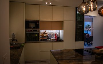 Property slide 16