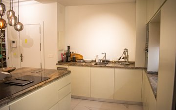 Property slide 19