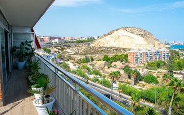 Property slide 18