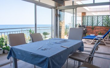 Property slide 20