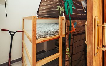 Property slide 24