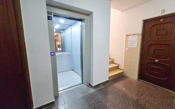 Property slide 25