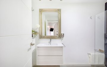 Property slide 24