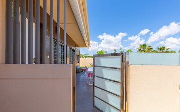 Property slide 32