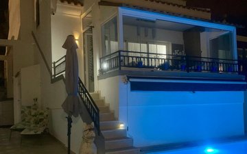 Property slide 40